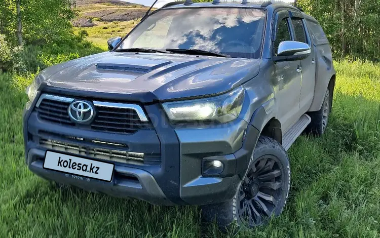 Toyota Hilux 2014 годаfor12 500 000 тг. в Жезказган