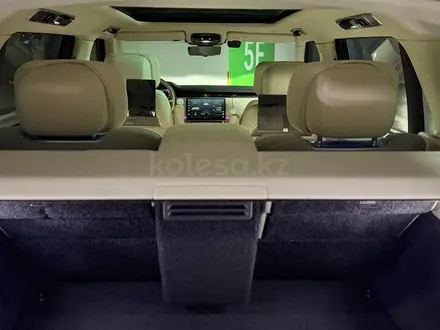 Land Rover Range Rover Autobiography 2023 года за 76 200 000 тг. в Алматы – фото 30