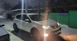 Toyota RAV4 2015 года за 10 500 000 тг. в Алматы – фото 2