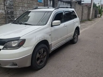 Mitsubishi Outlander 2003 года за 2 850 000 тг. в Алматы – фото 3