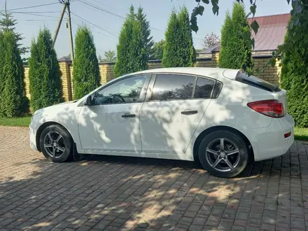 Chevrolet Cruze 2014 года за 5 100 000 тг. в Уральск – фото 3