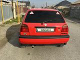 Volkswagen Golf 1993 годаfor1 700 000 тг. в Тараз