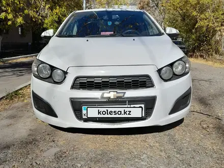 Chevrolet Aveo 2014 года за 3 700 000 тг. в Караганда