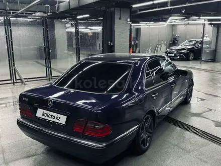 Mercedes-Benz E 280 1997 года за 3 000 000 тг. в Алматы