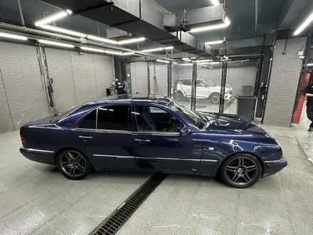 Mercedes-Benz E 280 1997 года за 3 000 000 тг. в Алматы – фото 15