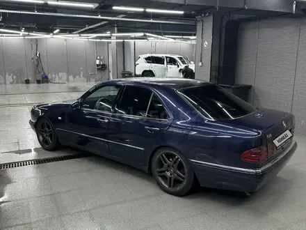 Mercedes-Benz E 280 1997 года за 3 000 000 тг. в Алматы – фото 3