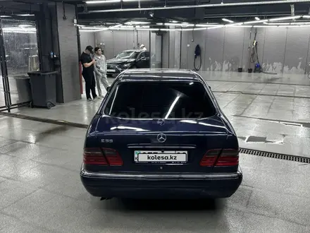 Mercedes-Benz E 280 1997 года за 3 000 000 тг. в Алматы – фото 5