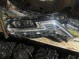 Фары Kia Carnival за 85 000 тг. в Алматы
