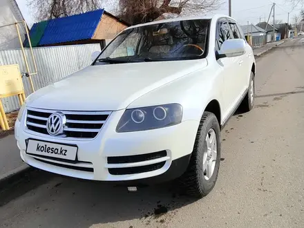 Volkswagen Touareg 2005 года за 5 700 000 тг. в Талдыкорган