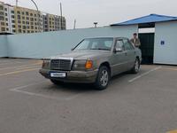 Mercedes-Benz E 260 1991 года за 900 000 тг. в Алматы