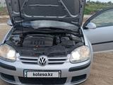 Volkswagen Golf 2004 года за 2 900 000 тг. в Караганда – фото 3
