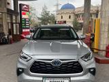 Toyota Highlander 2022 года за 22 000 000 тг. в Алматы