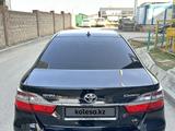 Toyota Camry 2015 годаfor11 800 000 тг. в Шымкент – фото 3