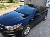 Kia Optima 2017 года за 4 300 000 тг. в Атырау – фото 2