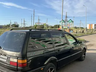 Volkswagen Passat, 1992