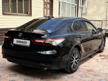 Toyota Camry 2021 года за 17 500 000 тг. в Туркестан – фото 5