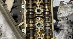 Двигатели 1ZZ-FE 1.8 литра Тойота Авенсис Калдина Королла Матрикс установка за 126 000 тг. в Алматы – фото 3