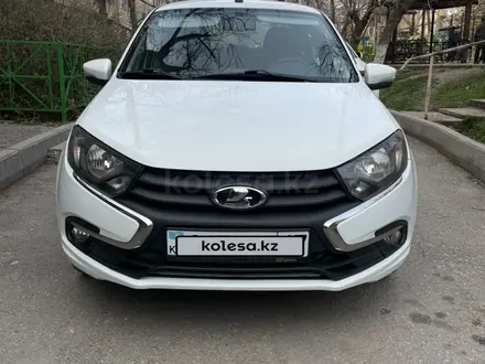 ВАЗ (Lada) Granta 2190 2019 года за 4 100 000 тг. в Шымкент