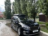Kia Carnival 2018 годаүшін12 000 000 тг. в Актобе – фото 2