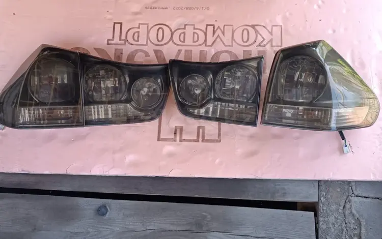 Задняя оптика Lexus RX330 за 75 000 тг. в Алматы