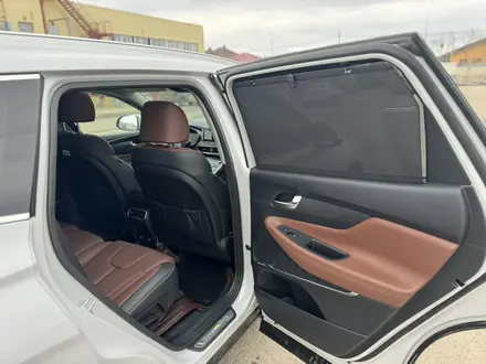 Hyundai Santa Fe 2023 года за 18 250 000 тг. в Караганда – фото 12