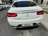 Mercedes-Benz GLE Coupe 400 2016 годаfor27 000 000 тг. в Алматы – фото 2