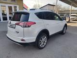 Toyota RAV4 2016 года за 11 800 000 тг. в Алматы – фото 4