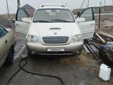 Kia Carnival 2001 года за 1 500 000 тг. в Шымкент