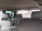 Kia Carnival 2001 года за 1 500 000 тг. в Шымкент – фото 4