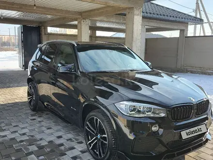 BMW X5 2018 года за 25 500 000 тг. в Алматы – фото 19