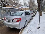 Toyota Camry 2012 года за 9 200 000 тг. в Тараз – фото 2