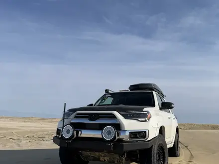 Toyota 4Runner 2021 года за 24 000 000 тг. в Актау – фото 5