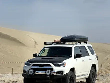 Toyota 4Runner 2021 года за 24 000 000 тг. в Актау