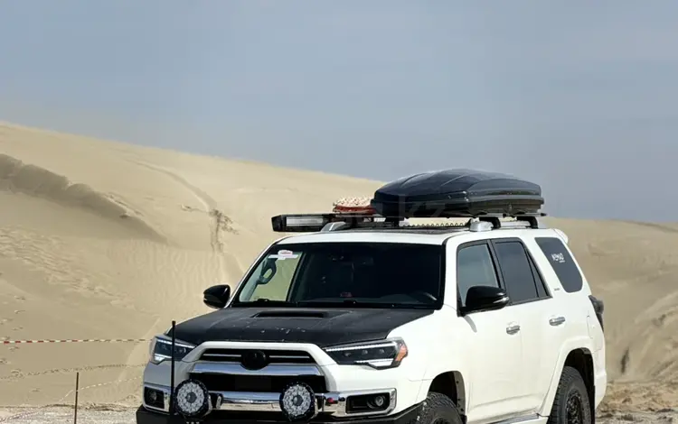 Toyota 4Runner 2021 годаfor24 000 000 тг. в Актау