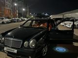 Mercedes-Benz E 230 1996 года за 2 500 000 тг. в Алматы – фото 2