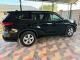 Toyota Highlander 2021 годаfor22 500 000 тг. в Алматы – фото 4