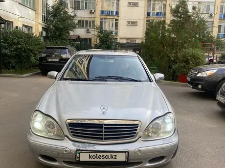 Mercedes-Benz S 320 2000 года за 3 800 000 тг. в Алматы