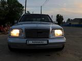 Mercedes-Benz E 200 1994 годаүшін1 500 000 тг. в Актобе – фото 3