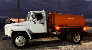 ГАЗ 2004 года за 5 900 000 тг. в Астана