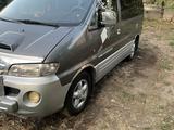 Hyundai Starex 2003 годаүшін2 200 000 тг. в Алматы – фото 2