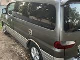 Hyundai Starex 2003 годаүшін2 200 000 тг. в Алматы