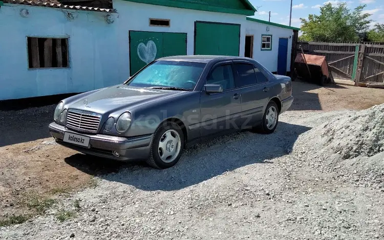 Mercedes-Benz E 200 1999 года за 2 400 000 тг. в Павлодар