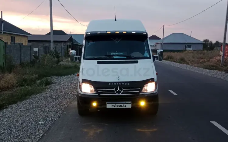 Mercedes-Benz Sprinter 2001 года за 7 000 000 тг. в Талдыкорган