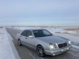 Mercedes-Benz E 200 1997 года за 2 000 000 тг. в Костанай – фото 3