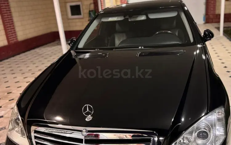 Mercedes-Benz S 500 2006 года за 9 500 000 тг. в Шымкент