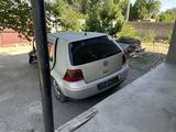 Volkswagen Golf 1999 года за 800 000 тг. в Тараз