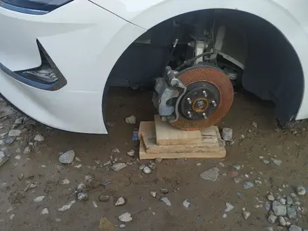 Бампер фара Hyundai kia за 60 000 тг. в Актау – фото 3