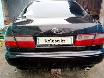 Toyota Carina E 1995 года за 2 100 000 тг. в Семей – фото 5