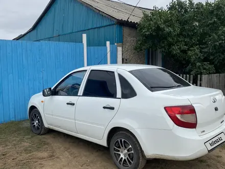 ВАЗ (Lada) Granta 2190 2013 года за 3 500 000 тг. в Семей – фото 6