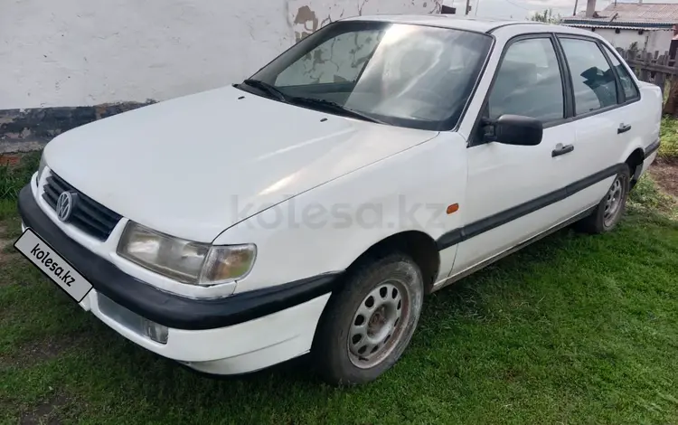 Volkswagen Passat 1994 годаүшін1 300 000 тг. в Караганда